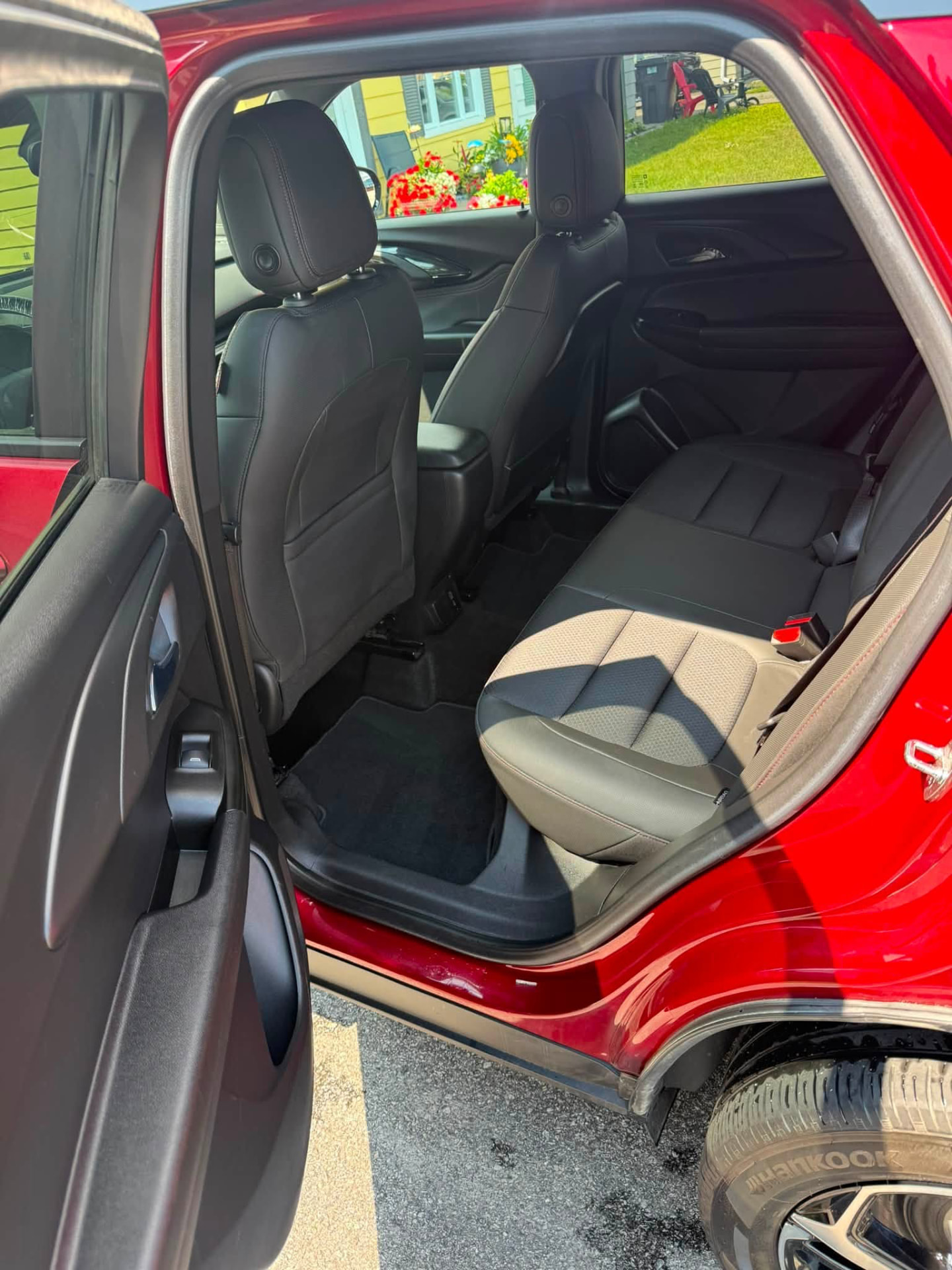 Après — banquette arrière nettoyé par Babin Lavage Auto à Rimouski